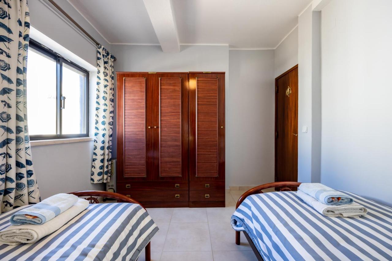 Bay View Townhouse Villa Salema Buitenkant foto