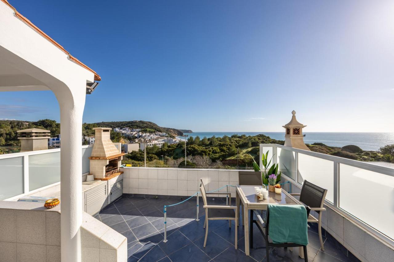 Bay View Townhouse Villa Salema Buitenkant foto